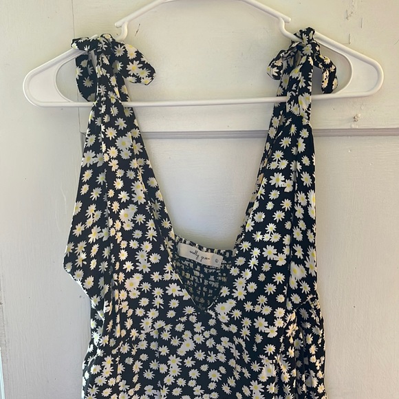 Molly Green Dress - Picture 1 of 4